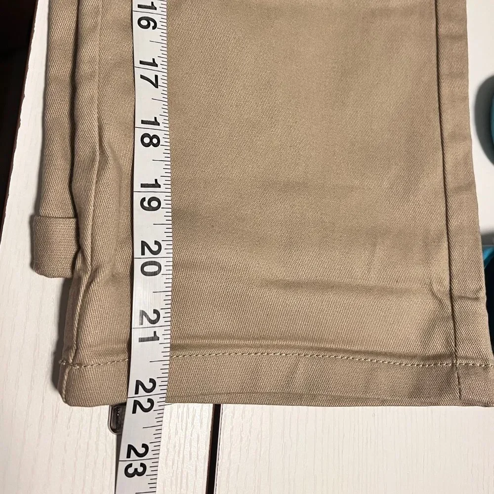 NWT Boys Khakis Pull on Straight Pants Sz M (8)